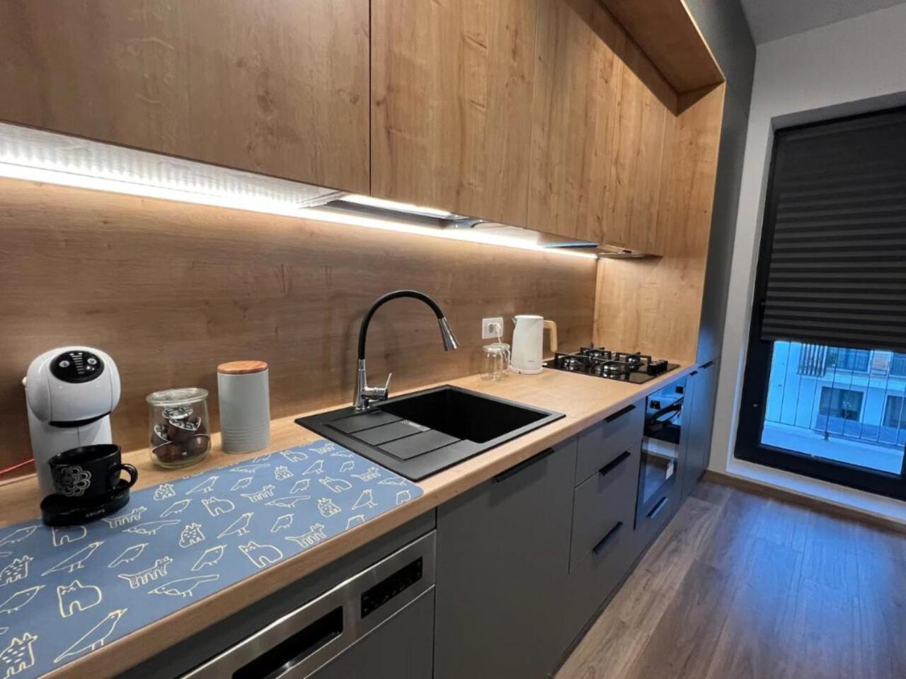 High-Rise Luxury Apartment With Free Parking Βουκουρέστι Εξωτερικό φωτογραφία