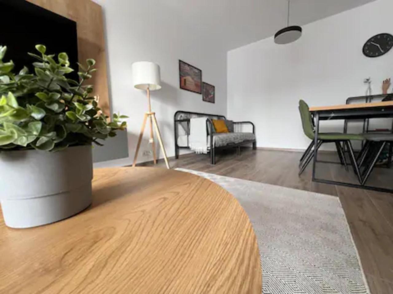 High-Rise Luxury Apartment With Free Parking Βουκουρέστι Εξωτερικό φωτογραφία