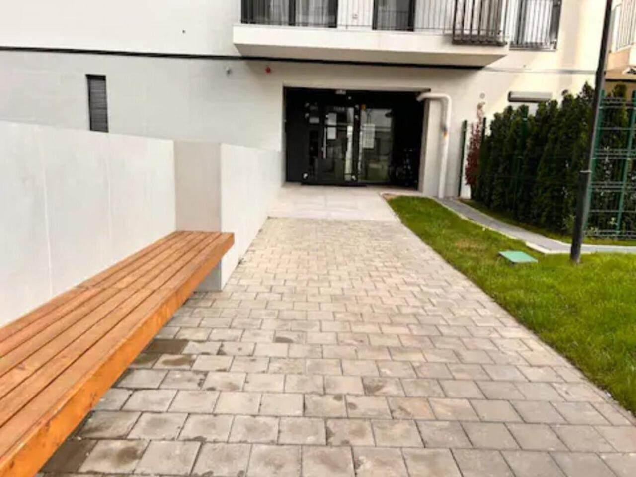 High-Rise Luxury Apartment With Free Parking Βουκουρέστι Εξωτερικό φωτογραφία