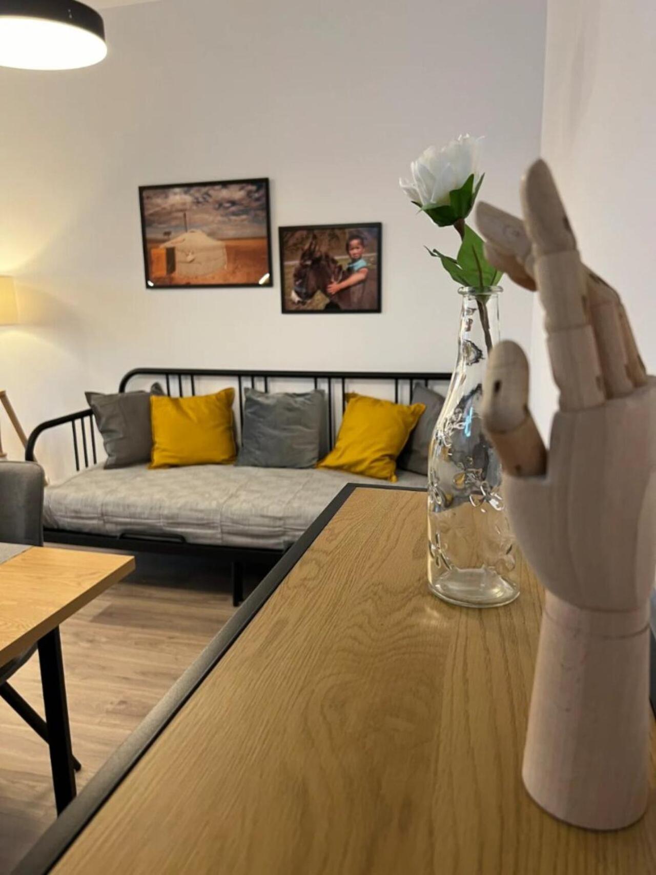 High-Rise Luxury Apartment With Free Parking Βουκουρέστι Εξωτερικό φωτογραφία